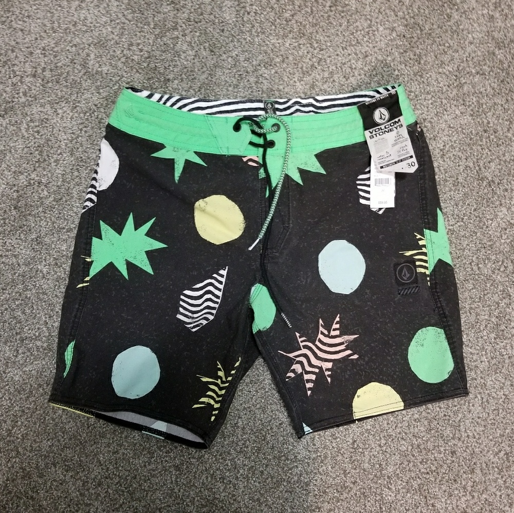 Volcom Mid Length Boardshorts 30 NWT